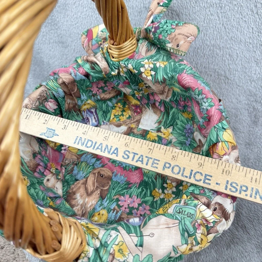 Vintage Easter Basket Wicker‎ Rattan Bunny Fabric Lined with Handle Primitive